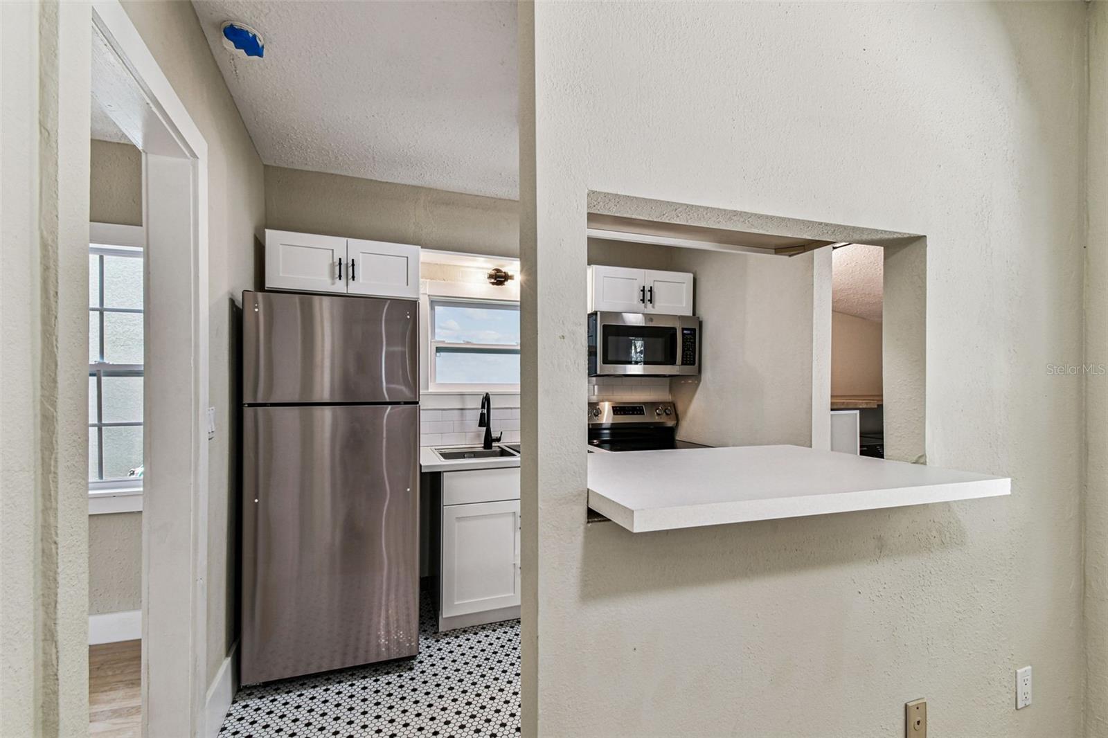 Image 12 of 25 For 3003 Palmira Avenue
