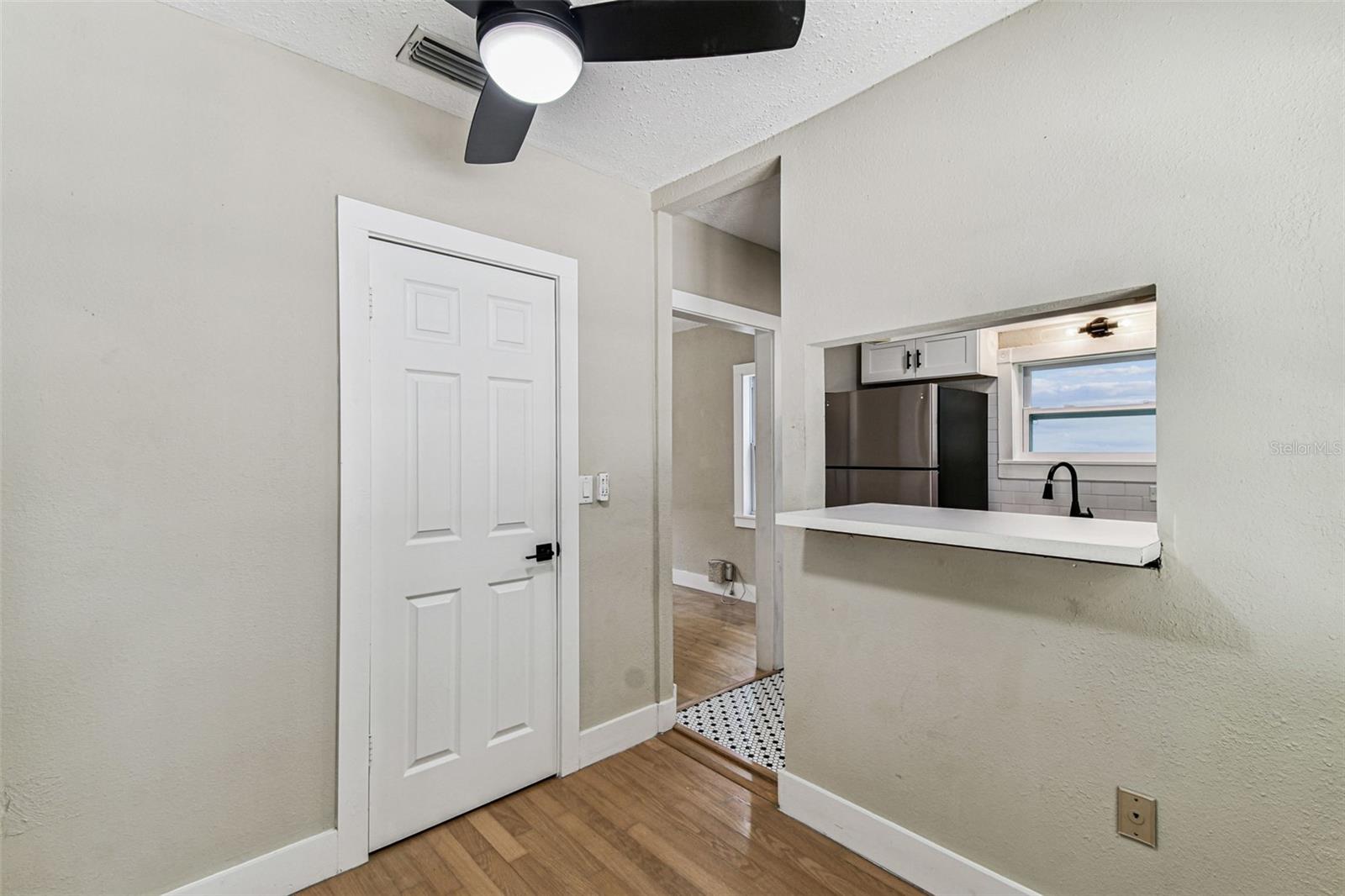 Image 13 of 25 For 3003 Palmira Avenue