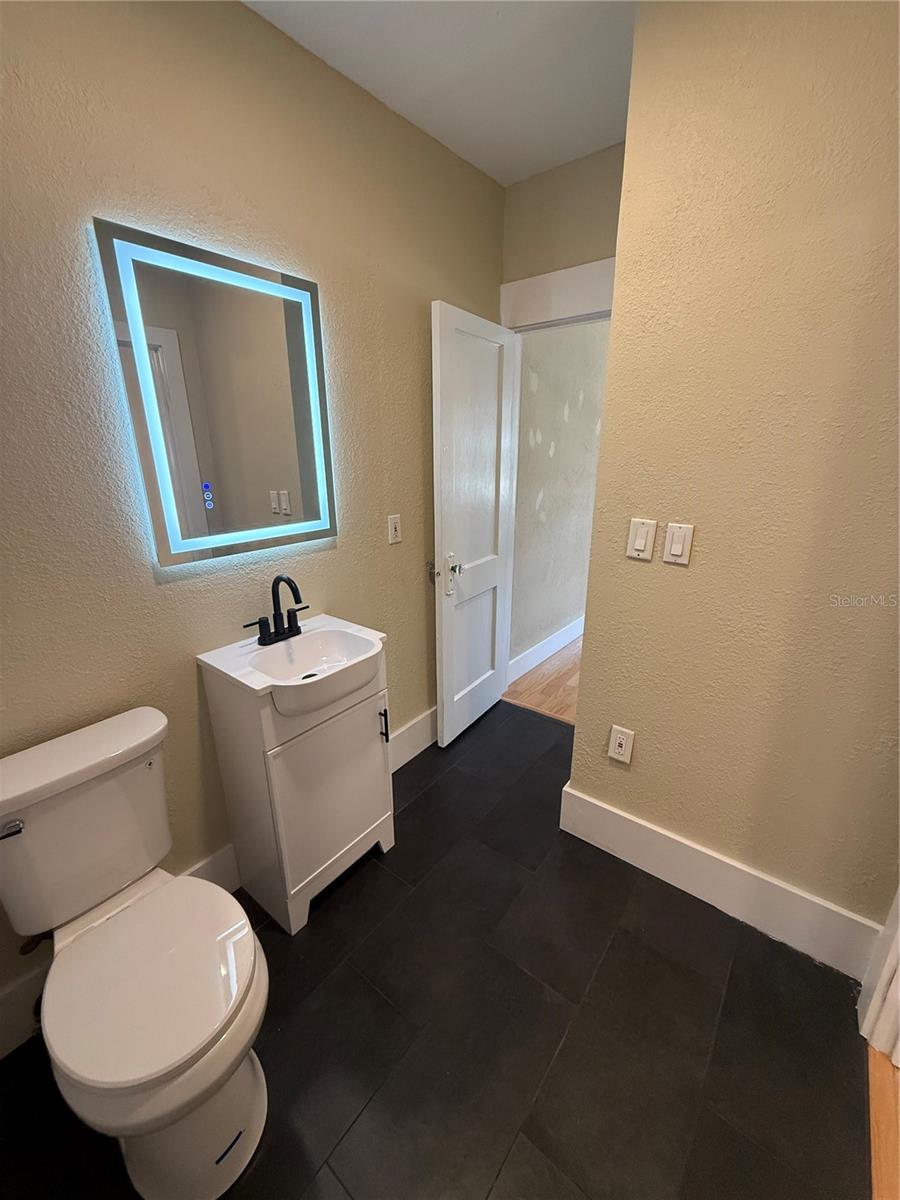 Image 6 of 9 For 3003 Palmira Avenue