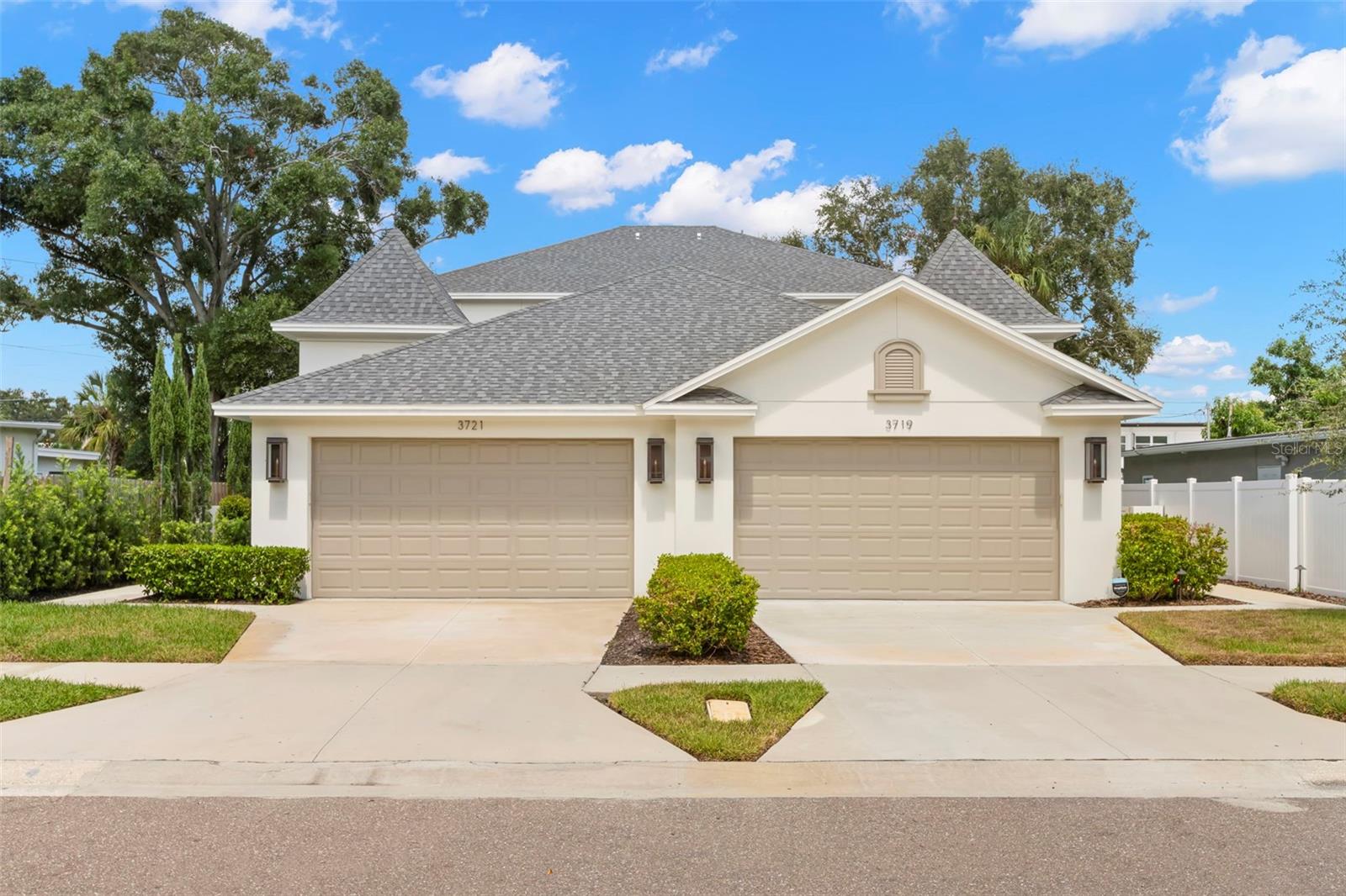 Listing photo id 56 for 3721 Iris Street N