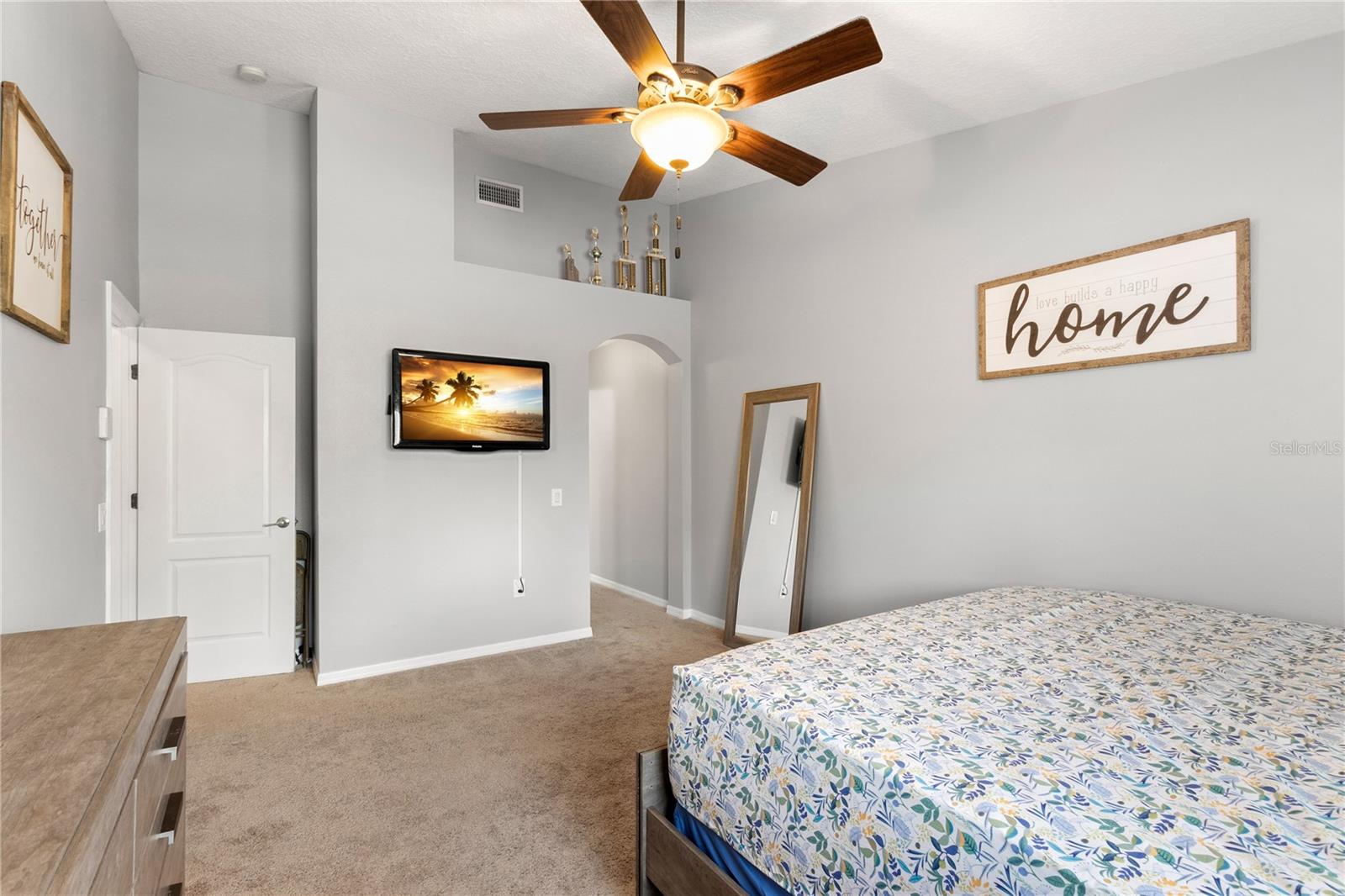 Image 12 of 23 For 13137 Kings Crossing Drive