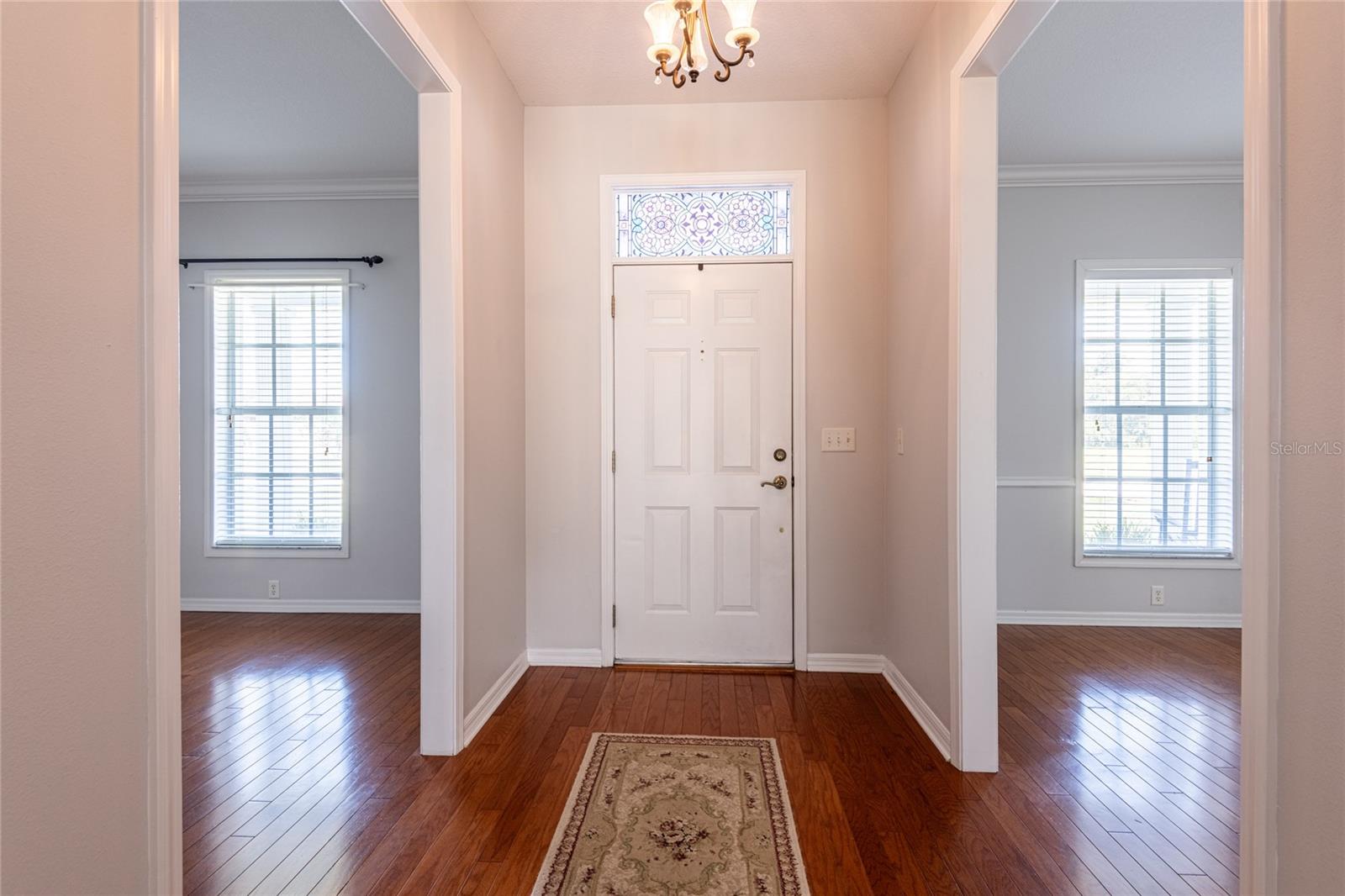 Image 3 of 20 For 6518 Paw Place