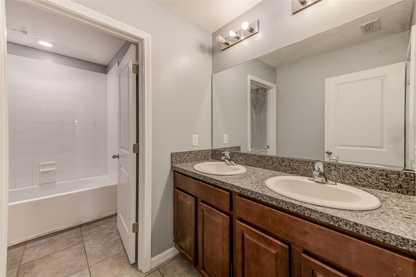 Image 13 of 51 For 10245 Boggy Moss Drive