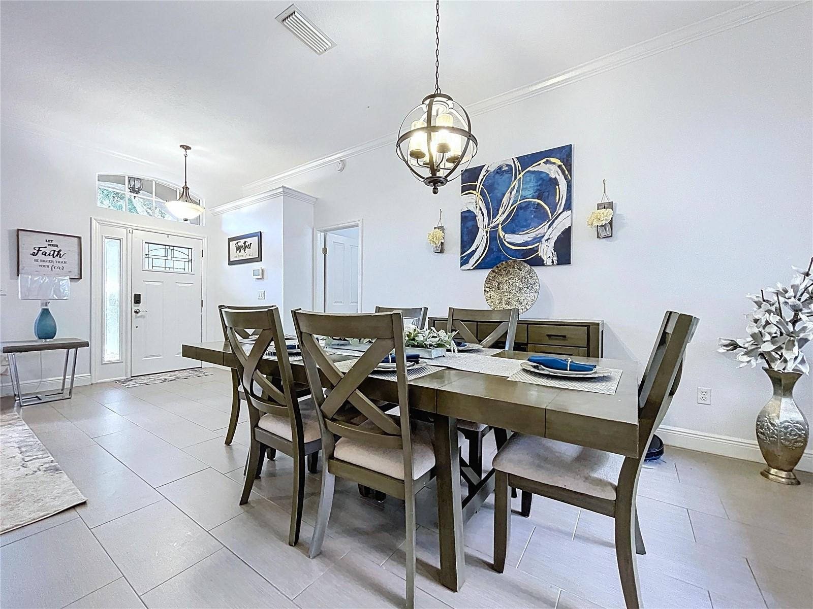 Listing photo id 11 for 10615 Chambers Drive