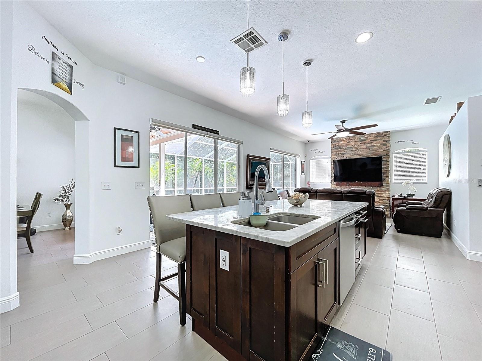 Listing photo id 20 for 10615 Chambers Drive