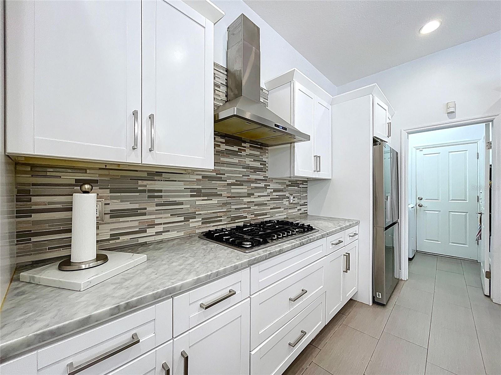 Listing photo id 26 for 10615 Chambers Drive
