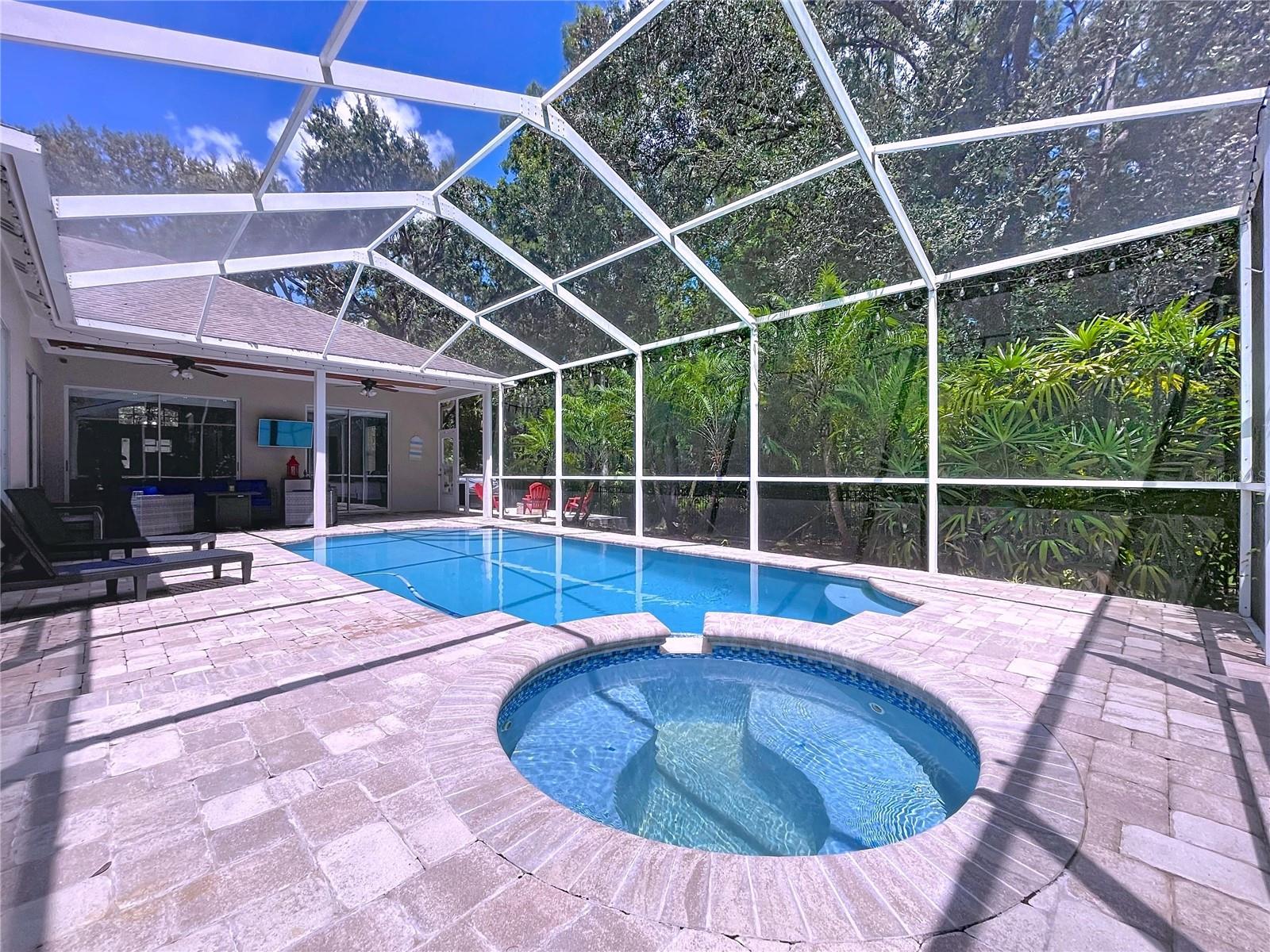 Listing photo id 1 for 10615 Chambers Drive