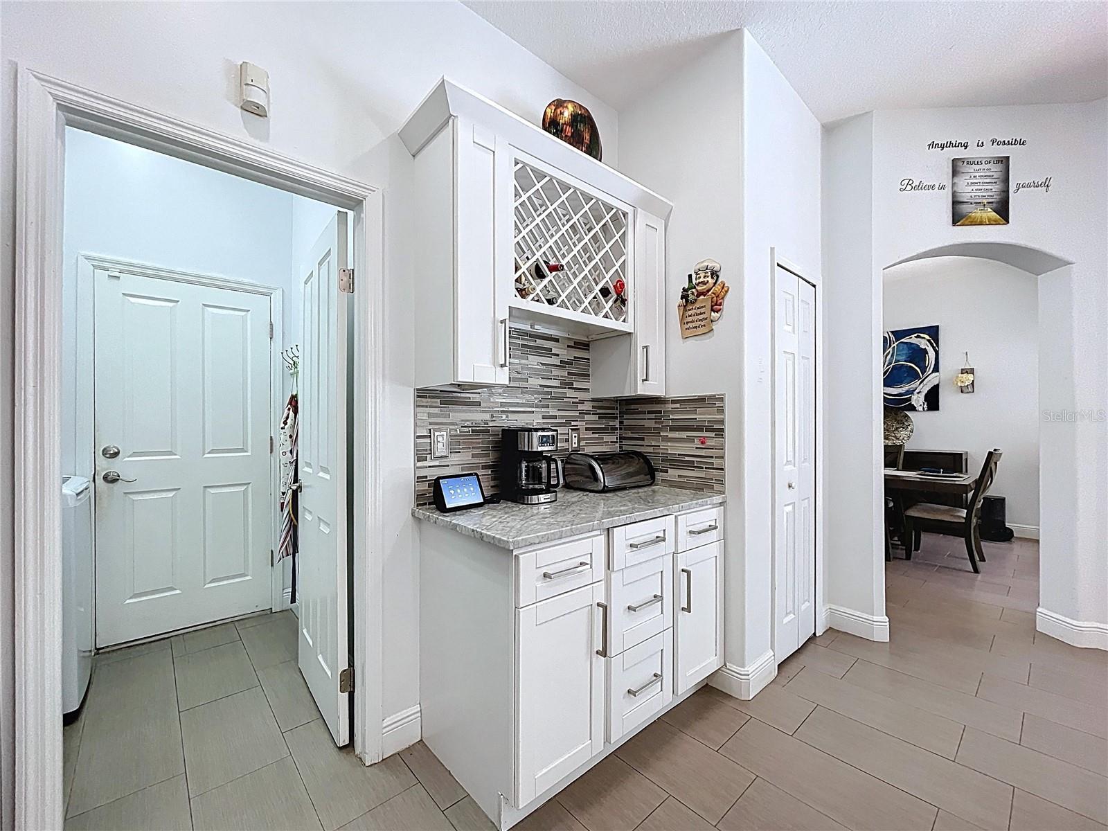 Listing photo id 30 for 10615 Chambers Drive