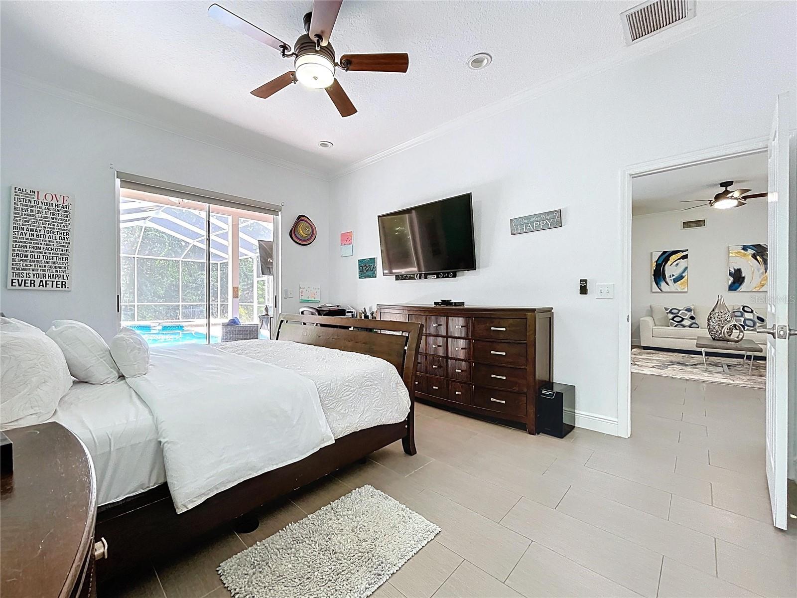 Listing photo id 34 for 10615 Chambers Drive
