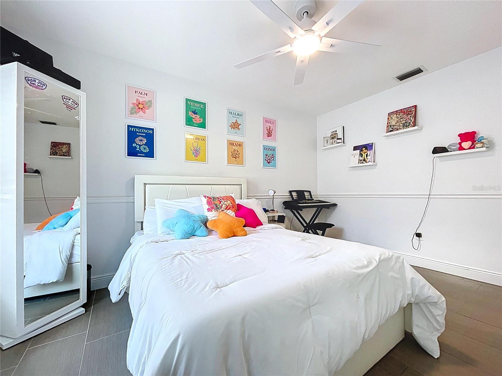 Listing photo id 44 for 10615 Chambers Drive