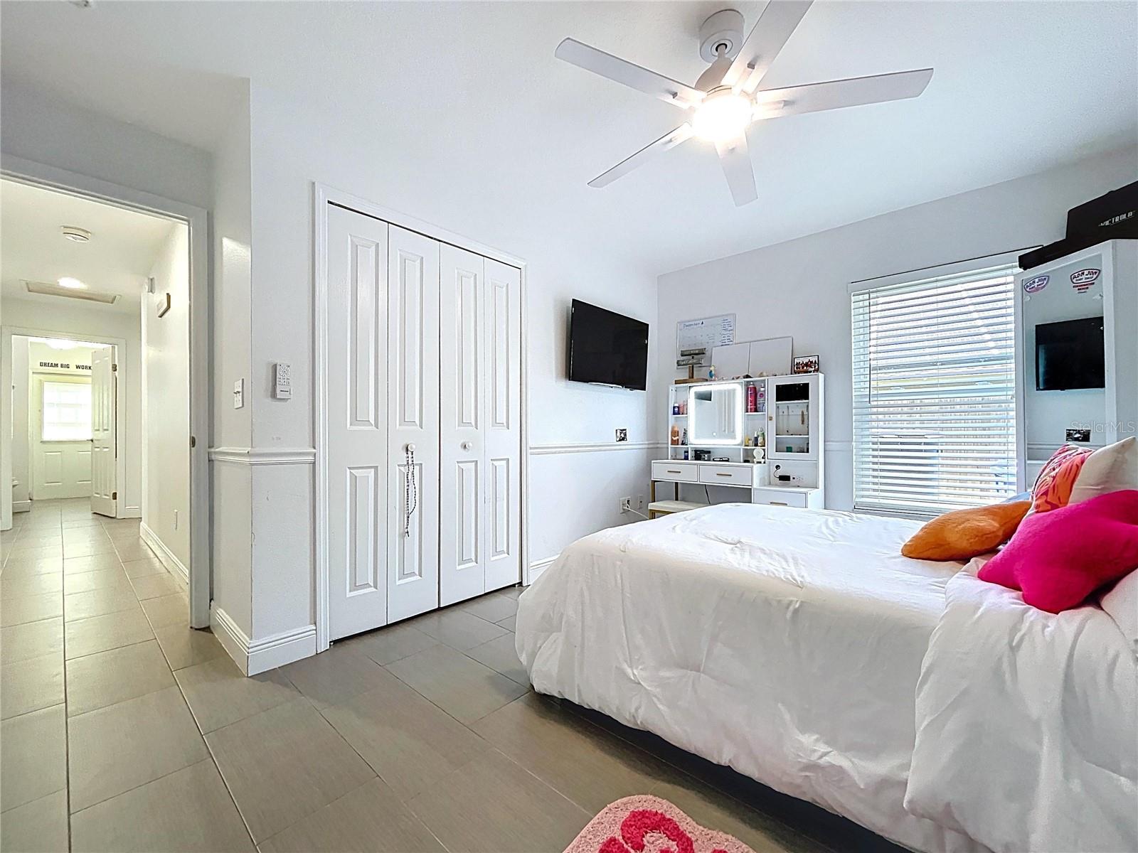 Listing photo id 47 for 10615 Chambers Drive