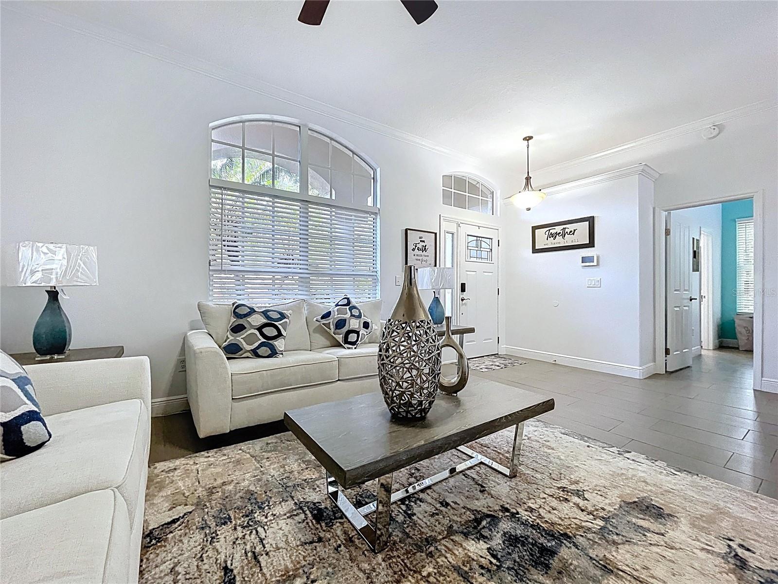Listing photo id 4 for 10615 Chambers Drive