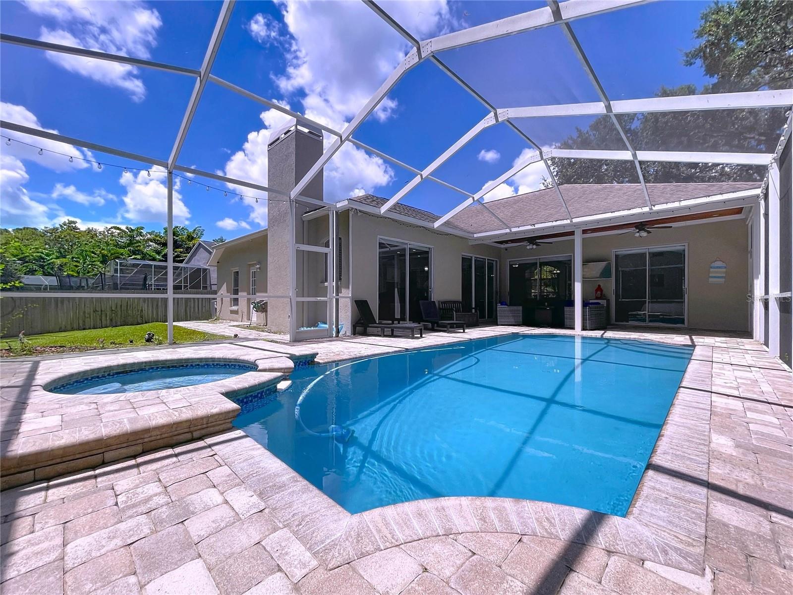 Listing photo id 66 for 10615 Chambers Drive