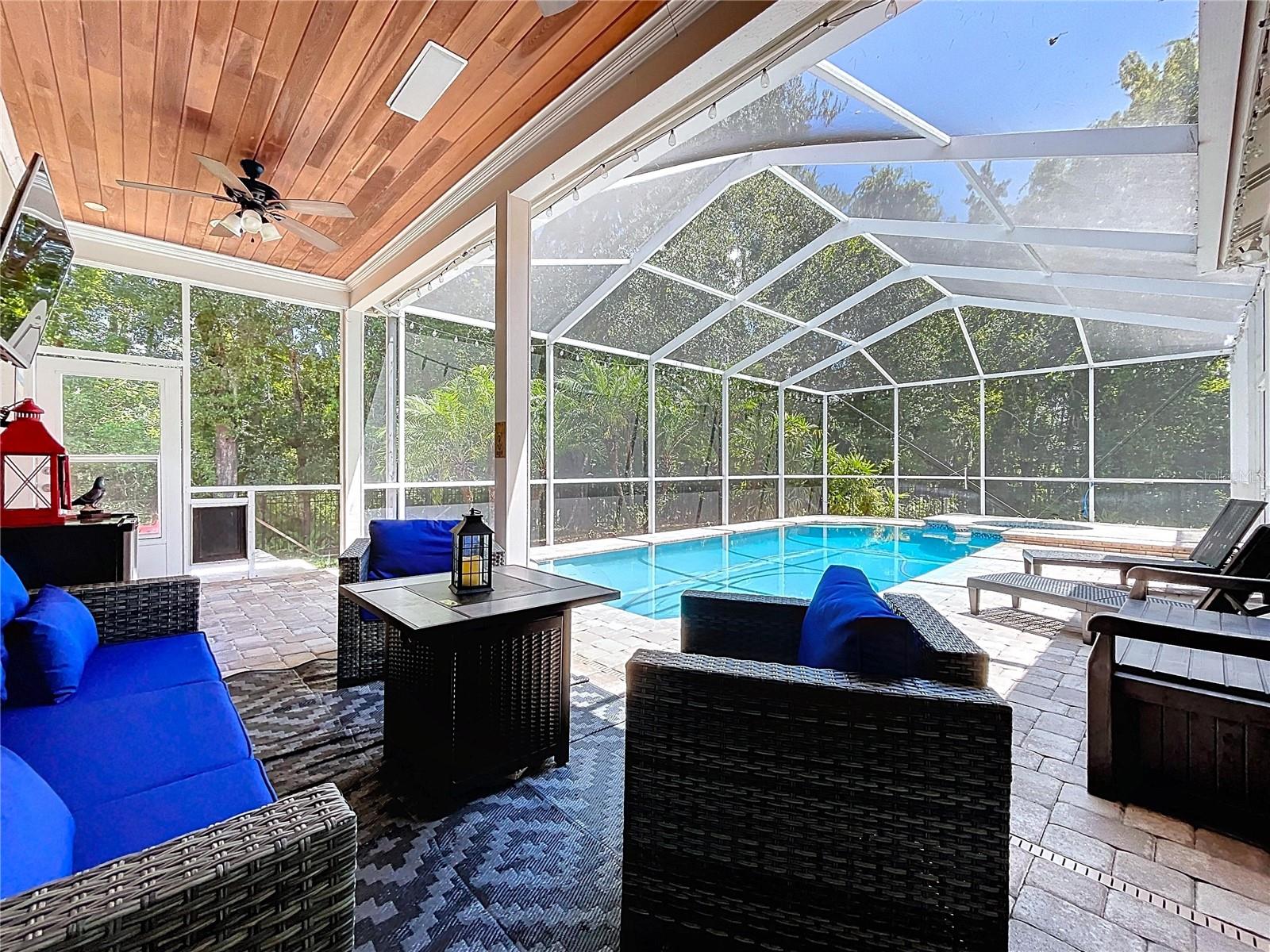 Listing photo id 69 for 10615 Chambers Drive