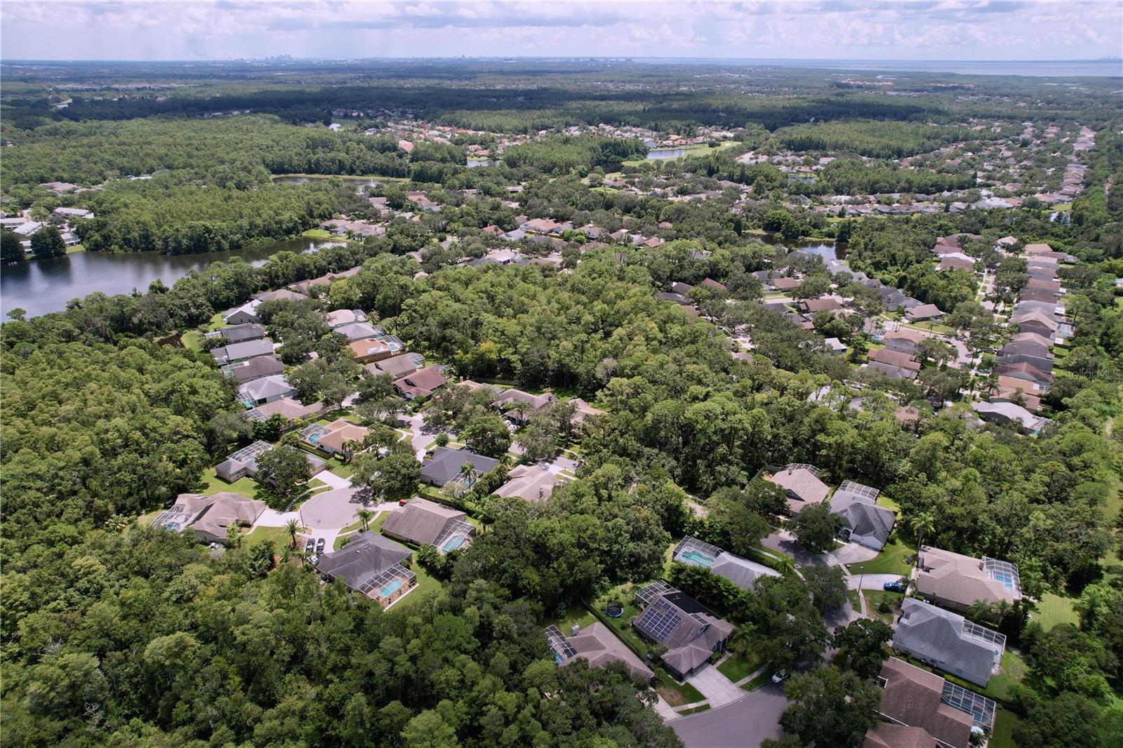 Listing photo id 72 for 10615 Chambers Drive