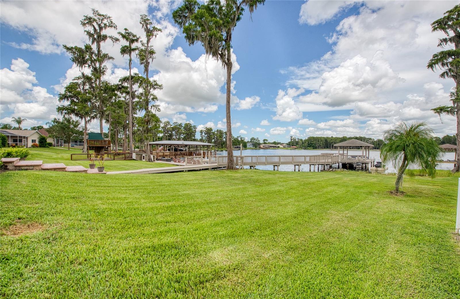 Image 14 of 81 For 1312 Wyndham Lakes Drive