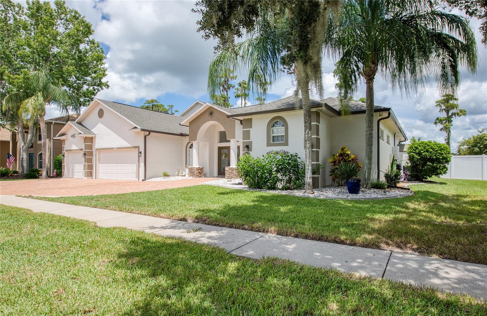Image 4 of 81 For 1312 Wyndham Lakes Drive