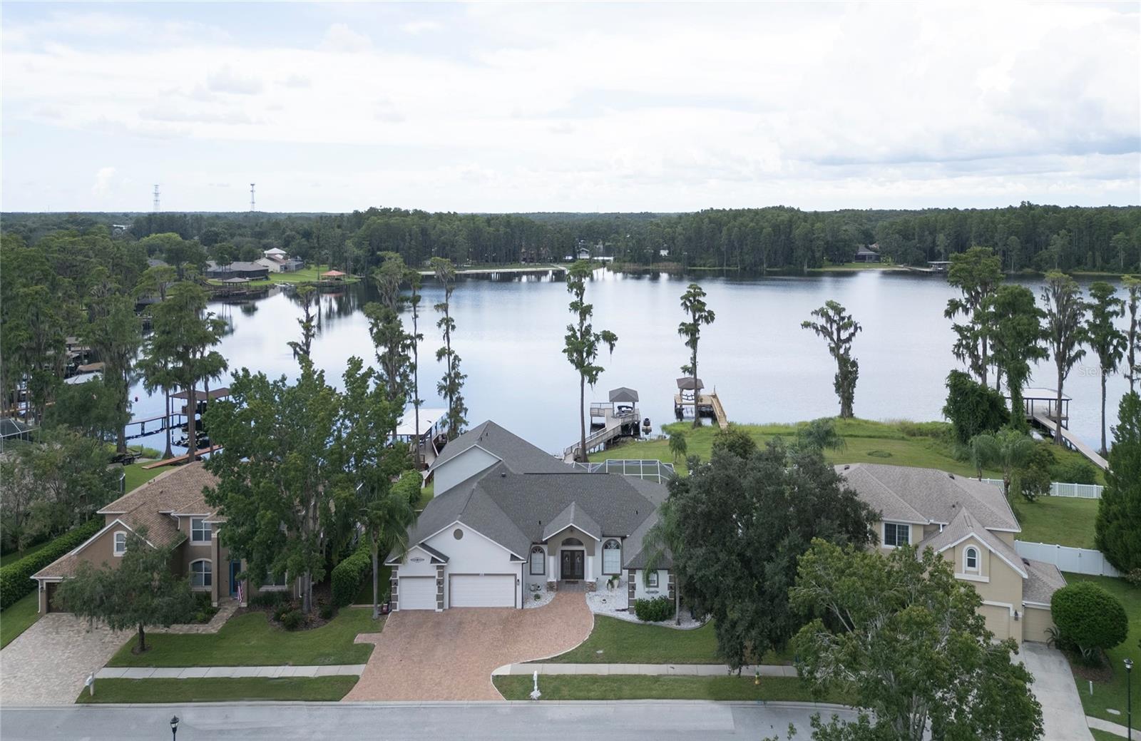Image 7 of 81 For 1312 Wyndham Lakes Drive