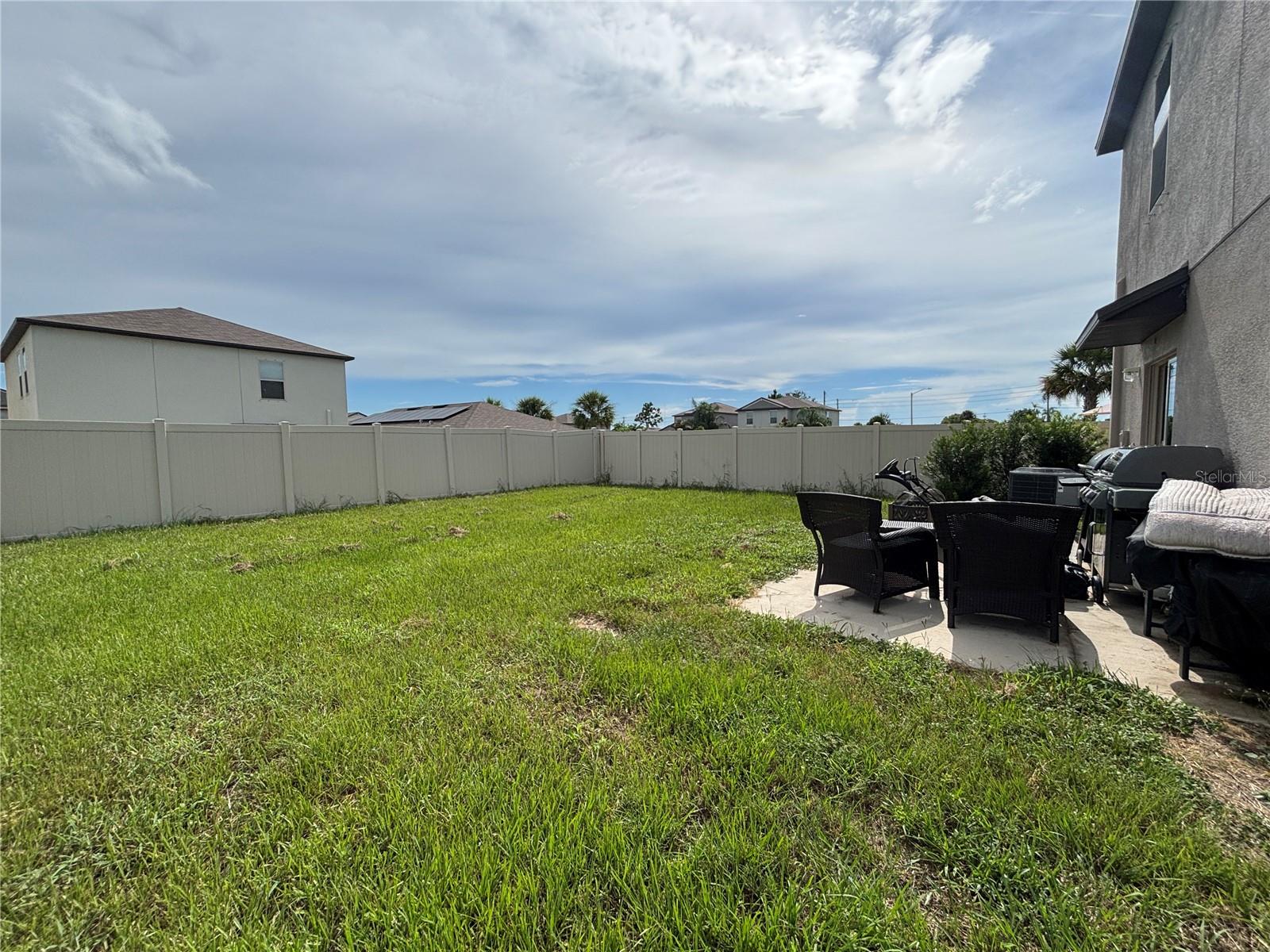 Image 13 of 32 For 6068 Apple Snail Avenue