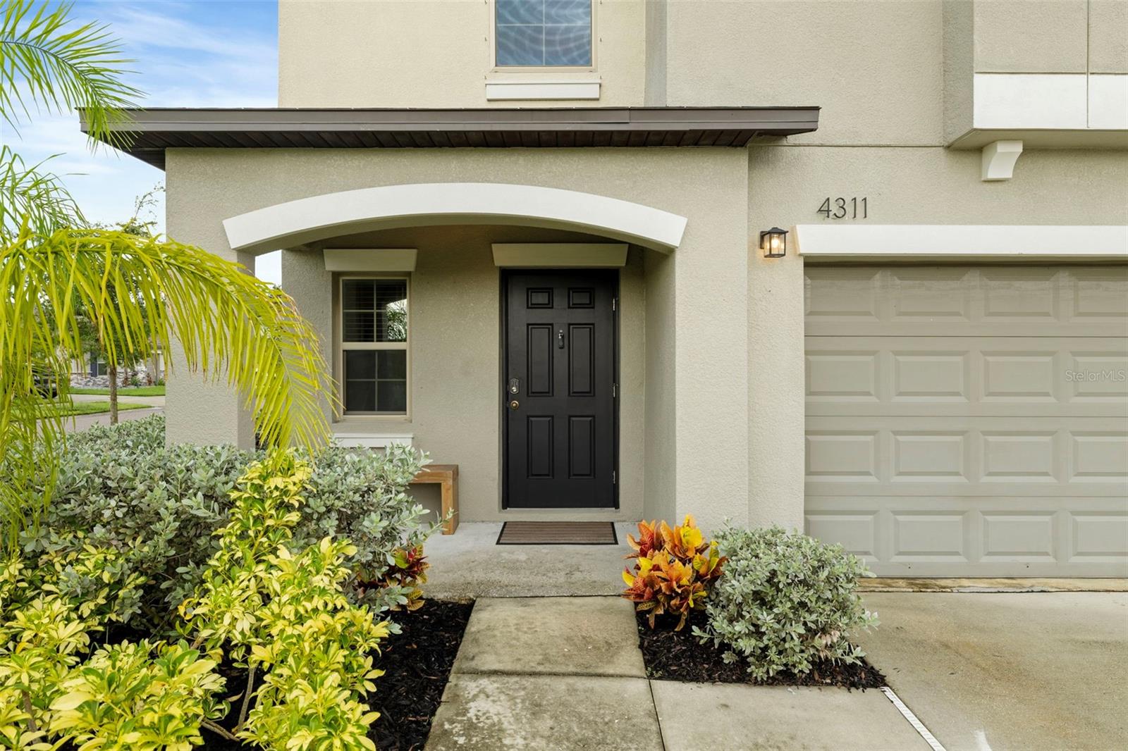 Image 4 of 94 For 4311 Romano Busciglio Street