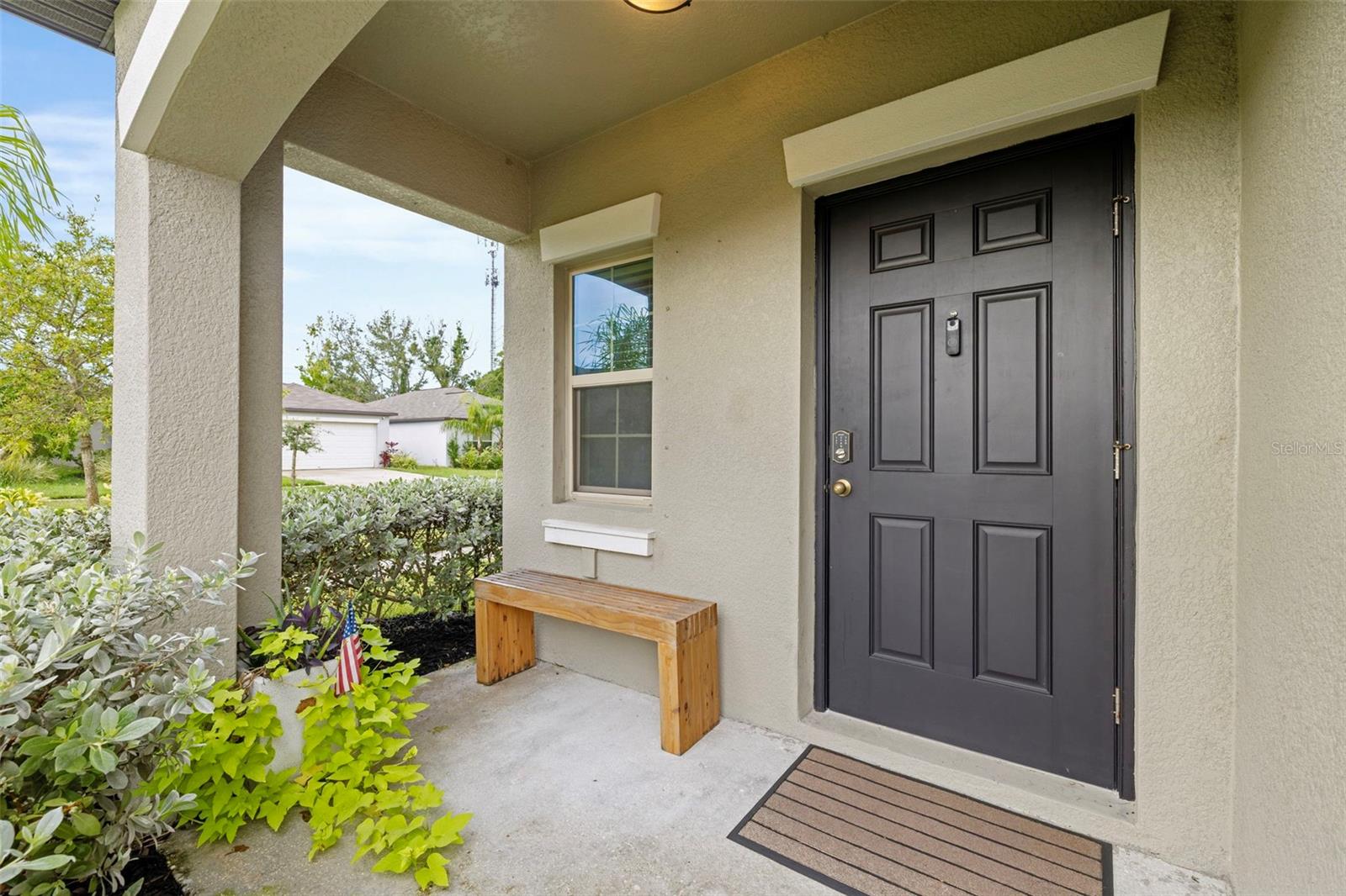 Image 5 of 94 For 4311 Romano Busciglio Street