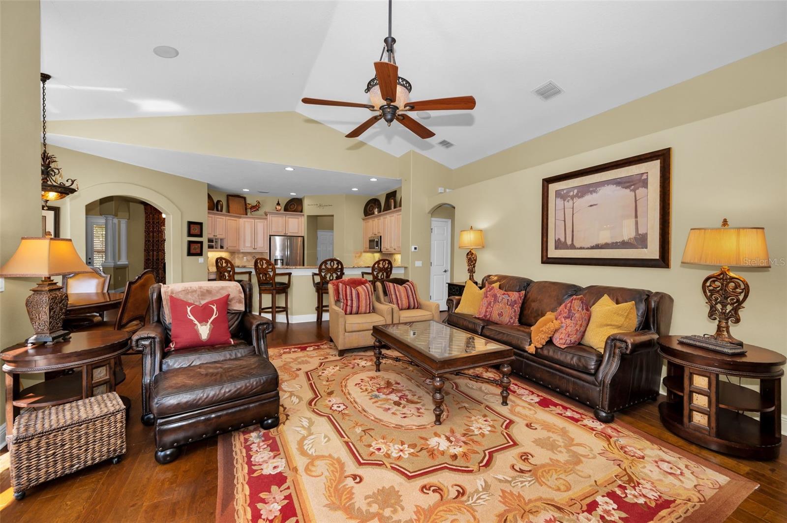 Listing photo id 11 for 1400 Lake Polo Drive