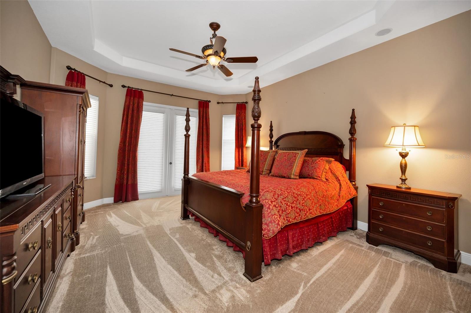 Listing photo id 14 for 1400 Lake Polo Drive