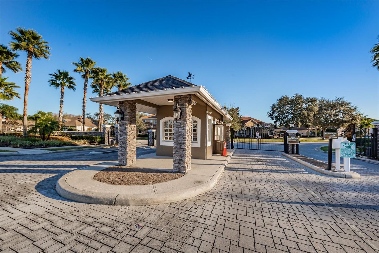 Listing photo id 38 for 1400 Lake Polo Drive