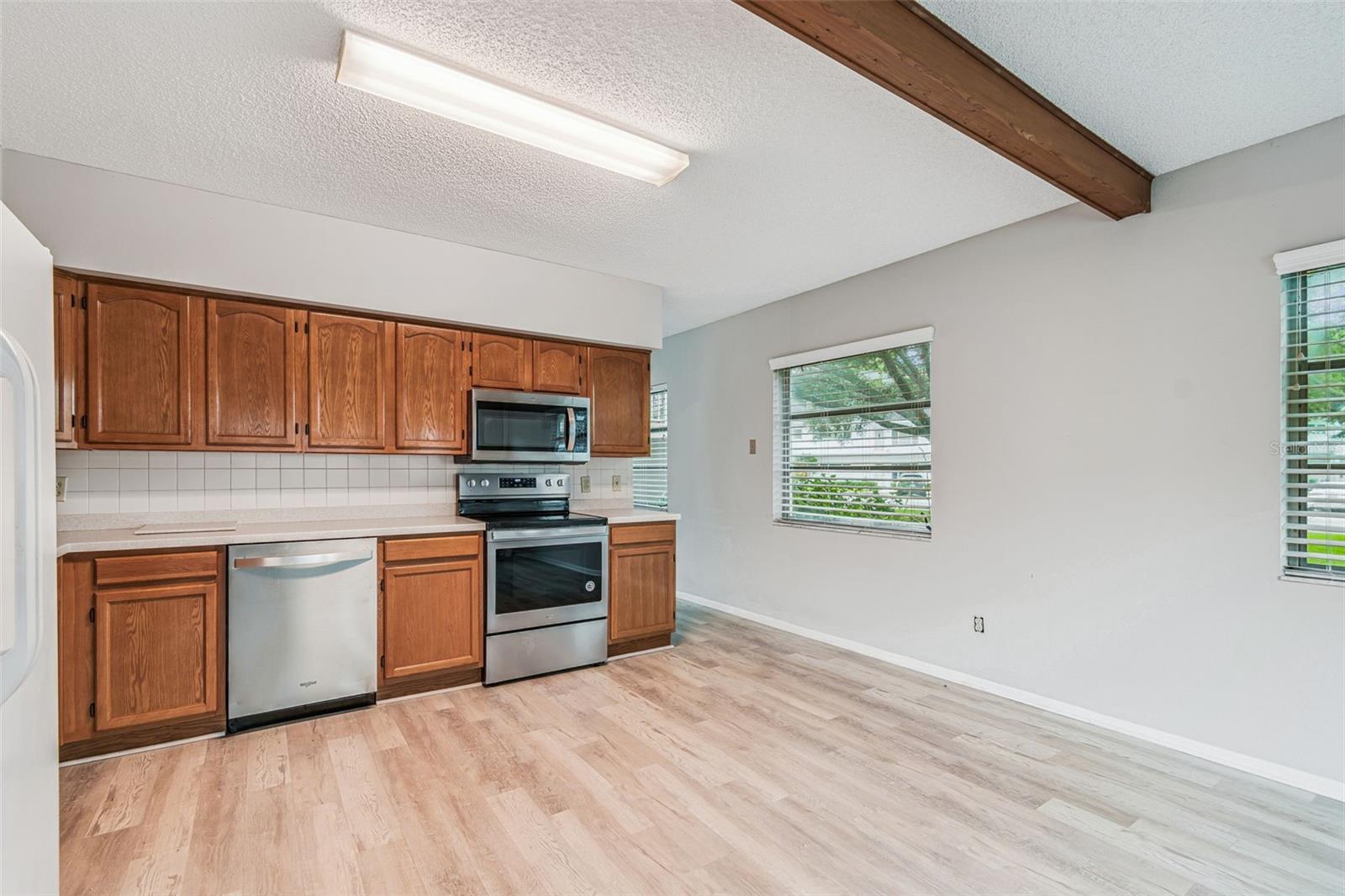 Image 12 of 60 For 2221 Swedish Drive 1