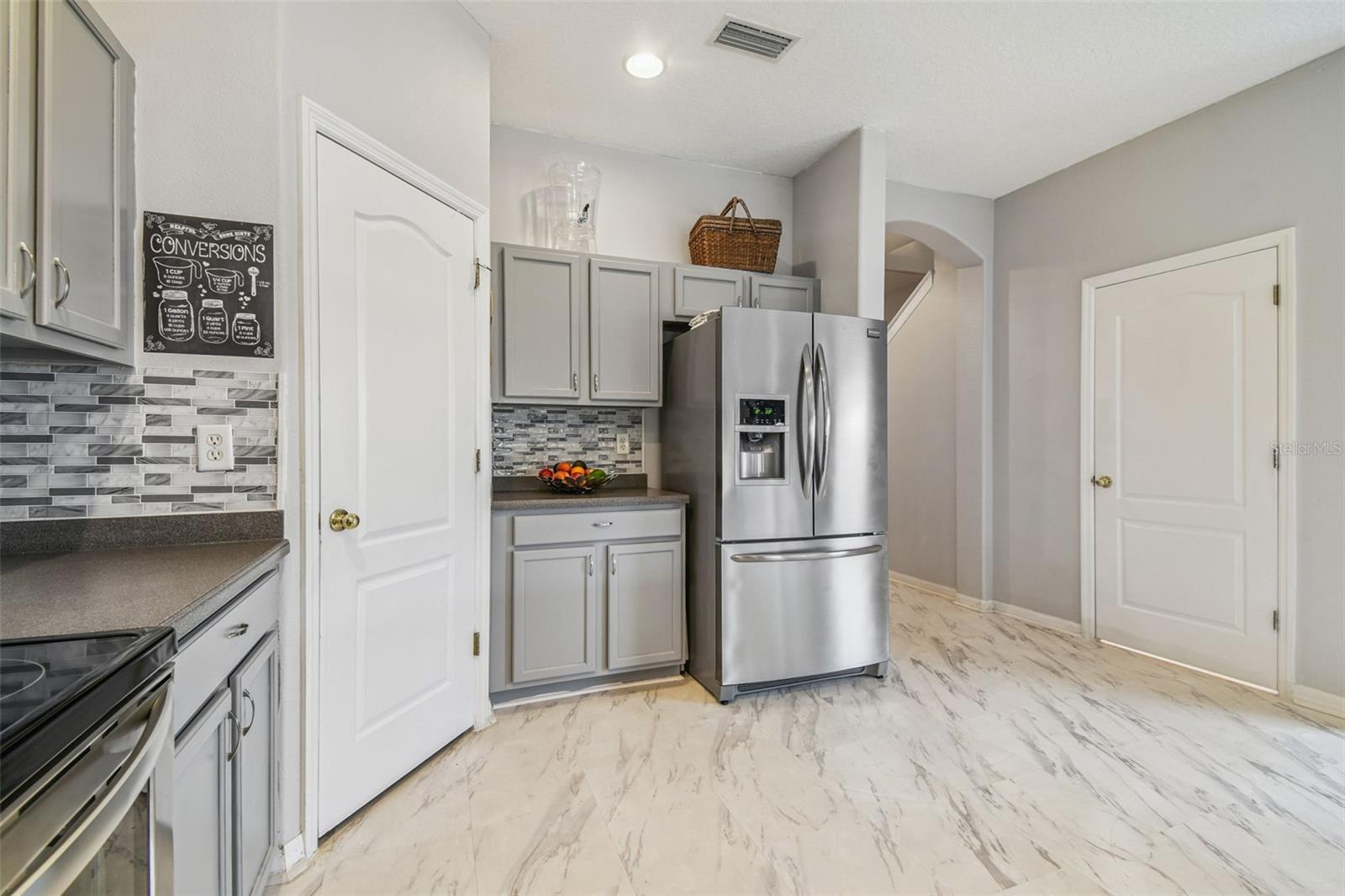 Image 11 of 42 For 1112 Andrew Aviles Circle