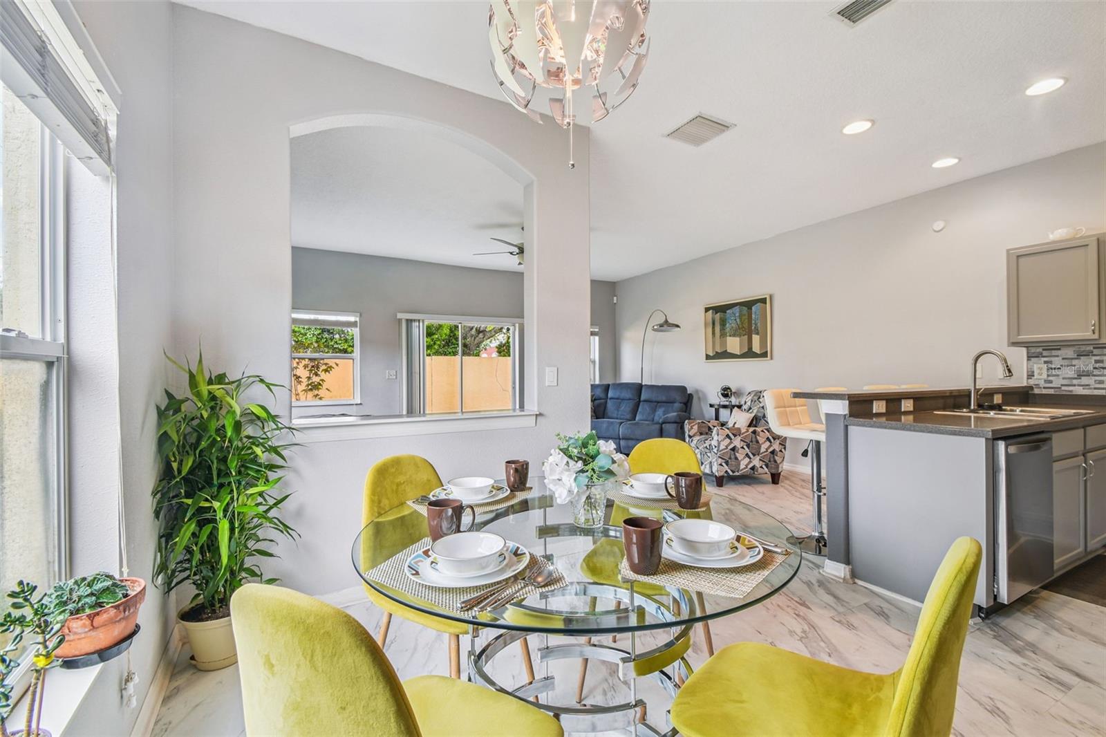 Image 14 of 42 For 1112 Andrew Aviles Circle