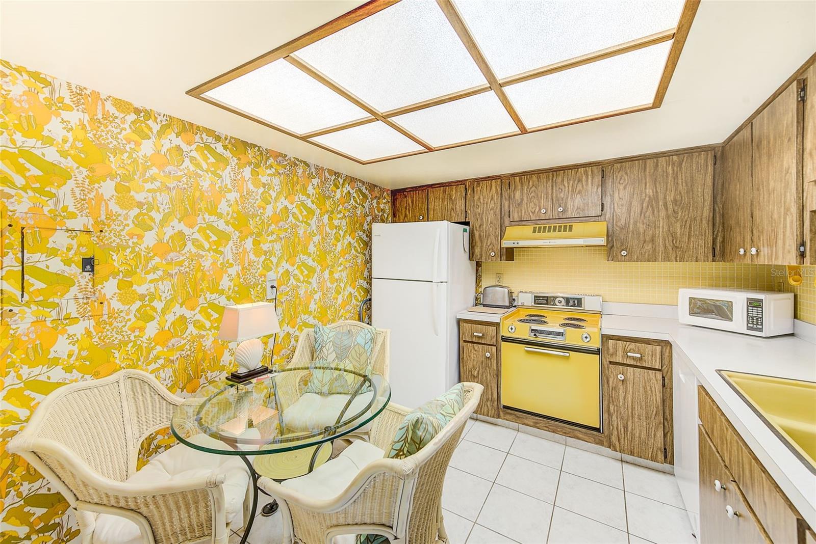 Image 27 of 63 For 10216 Regal Drive 705