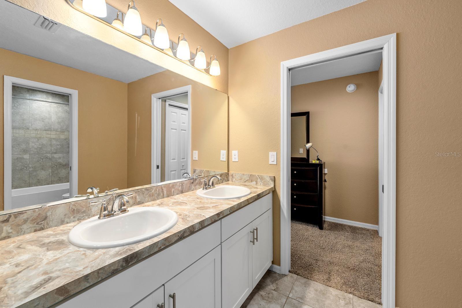 Image 16 of 34 For 13110 Sonoma Bend Place