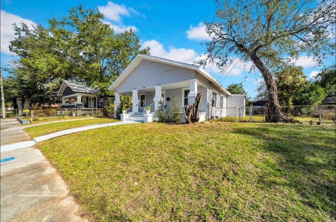 Image 2 of 13 For 3105 17th Street