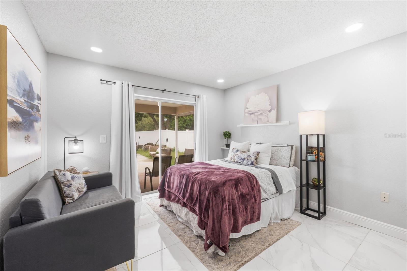 Image 21 of 41 For 7812 Sylvan Drive