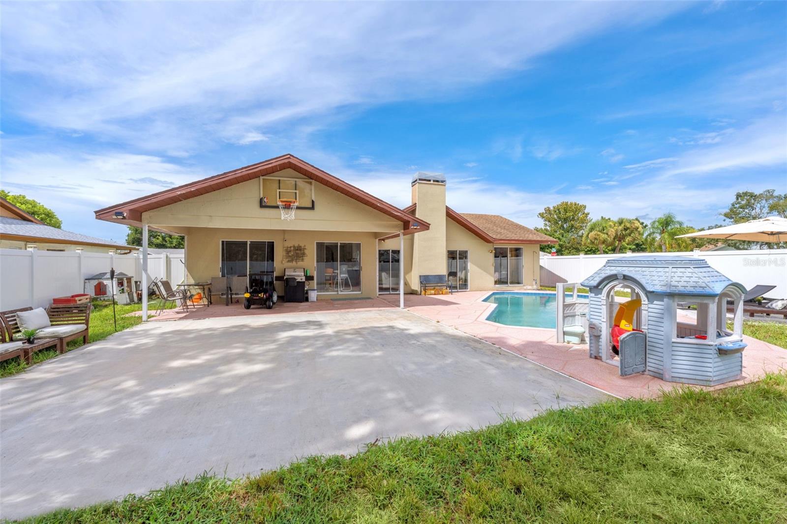Image 36 of 41 For 7812 Sylvan Drive