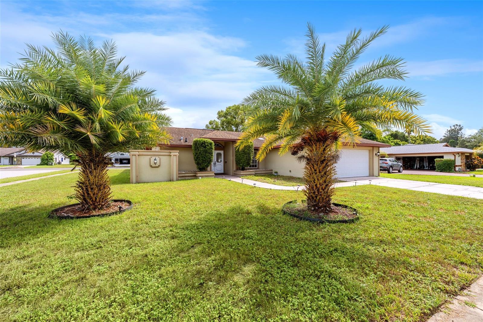 Image 4 of 41 For 7812 Sylvan Drive