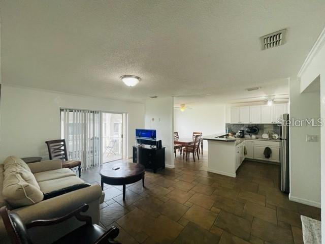 Image 13 of 34 For 2625 State Road 590  2721