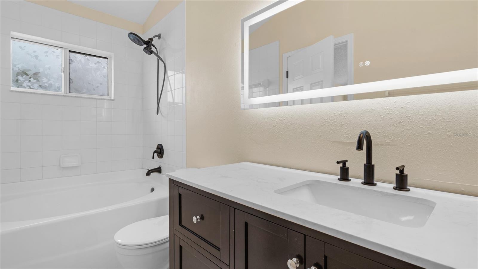 Image 14 of 27 For 12923 Fieldmoor Court