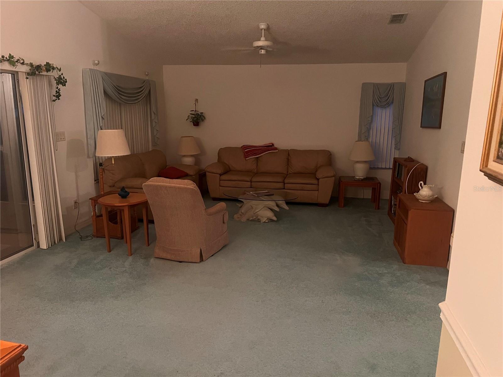 Image 7 of 19 For 25447 Crestwater Drive