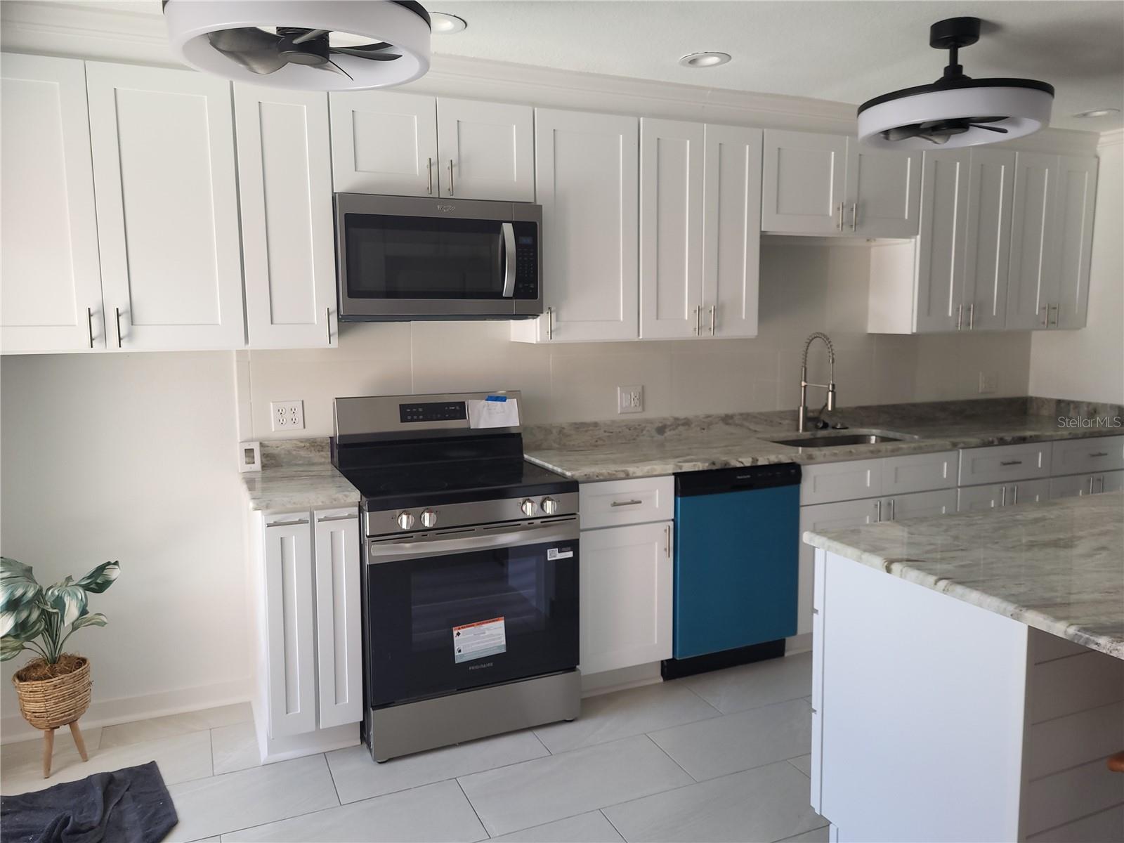 Image 10 of 34 For 555 Boca Ciega Point Boulevard S 1401