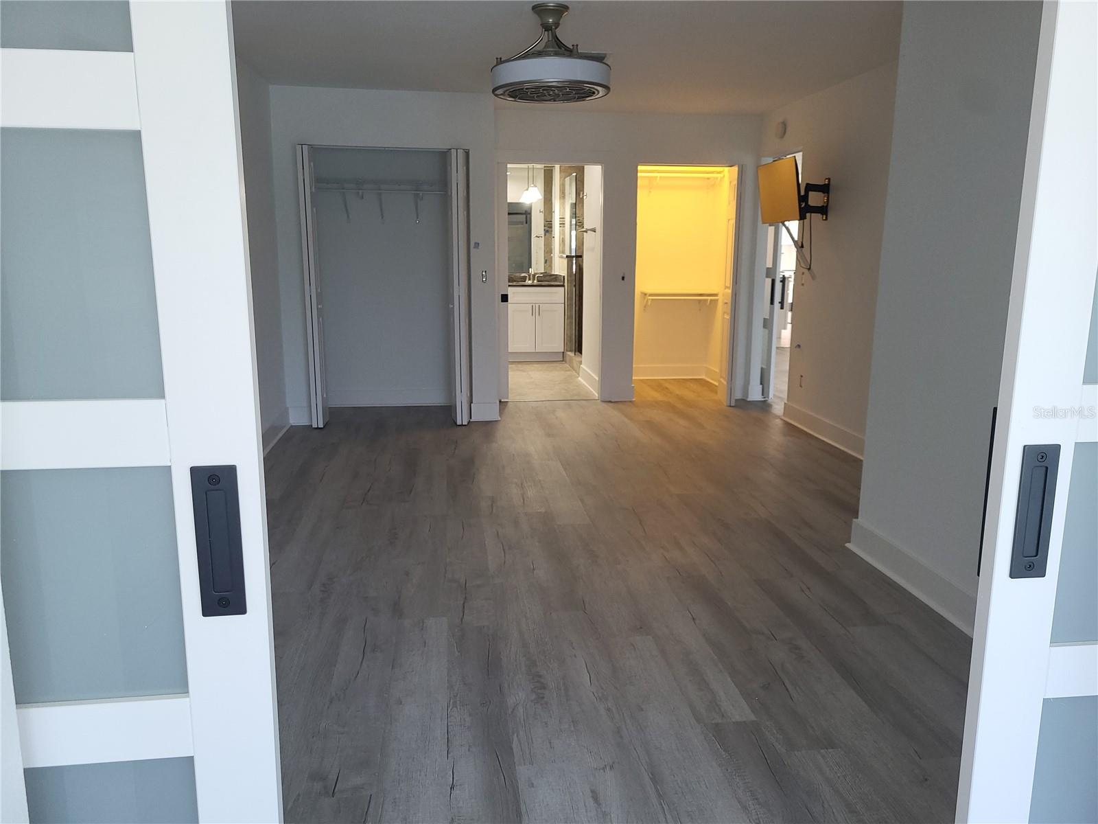 Image 19 of 34 For 555 Boca Ciega Point Boulevard S 1401