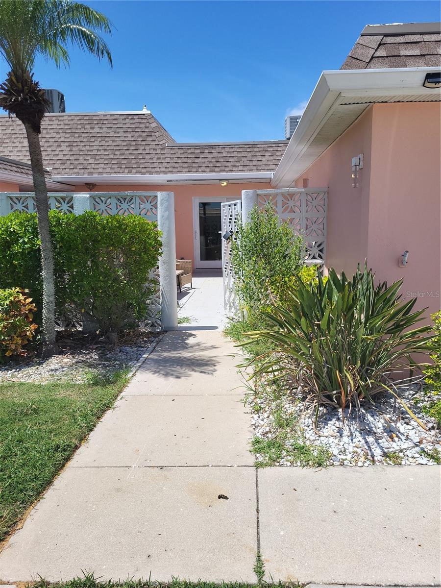 Image 2 of 34 For 555 Boca Ciega Point Boulevard S 1401