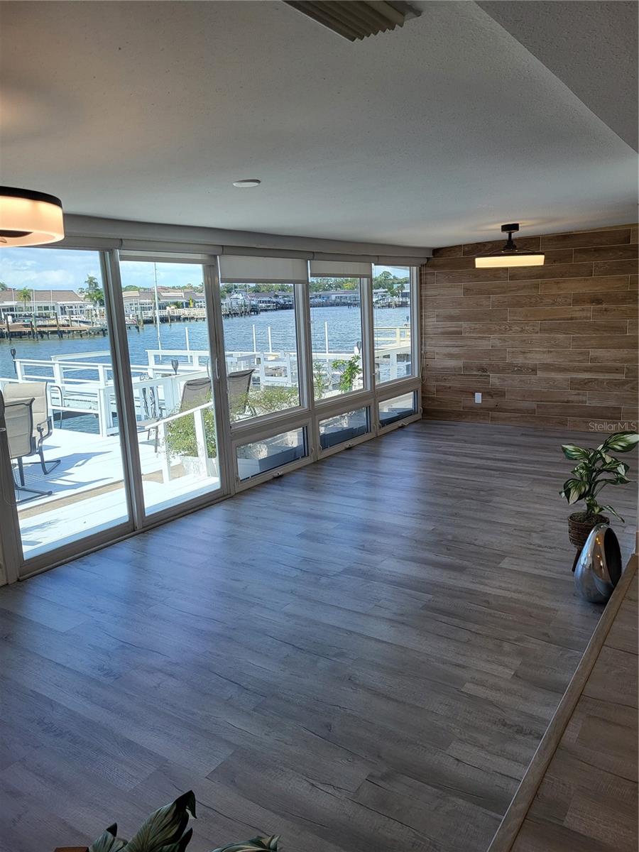 Image 4 of 34 For 555 Boca Ciega Point Boulevard S 1401