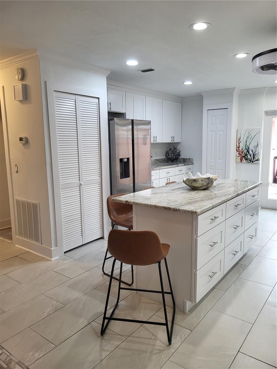 Image 8 of 34 For 555 Boca Ciega Point Boulevard S 1401