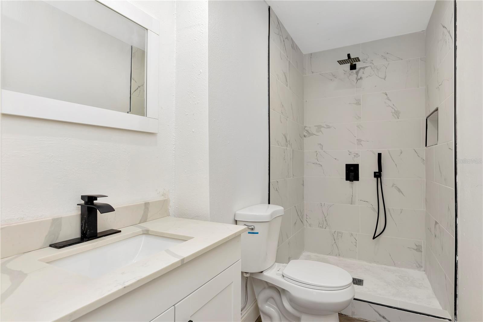 Image 16 of 43 For 2714 36th Avenue N