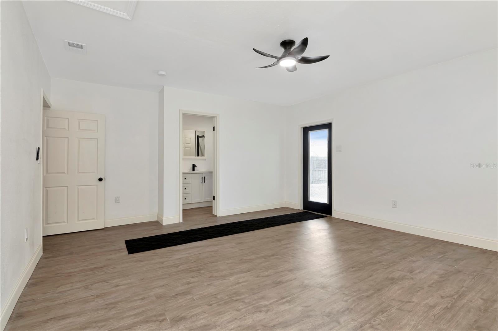 Image 24 of 43 For 2714 36th Avenue N
