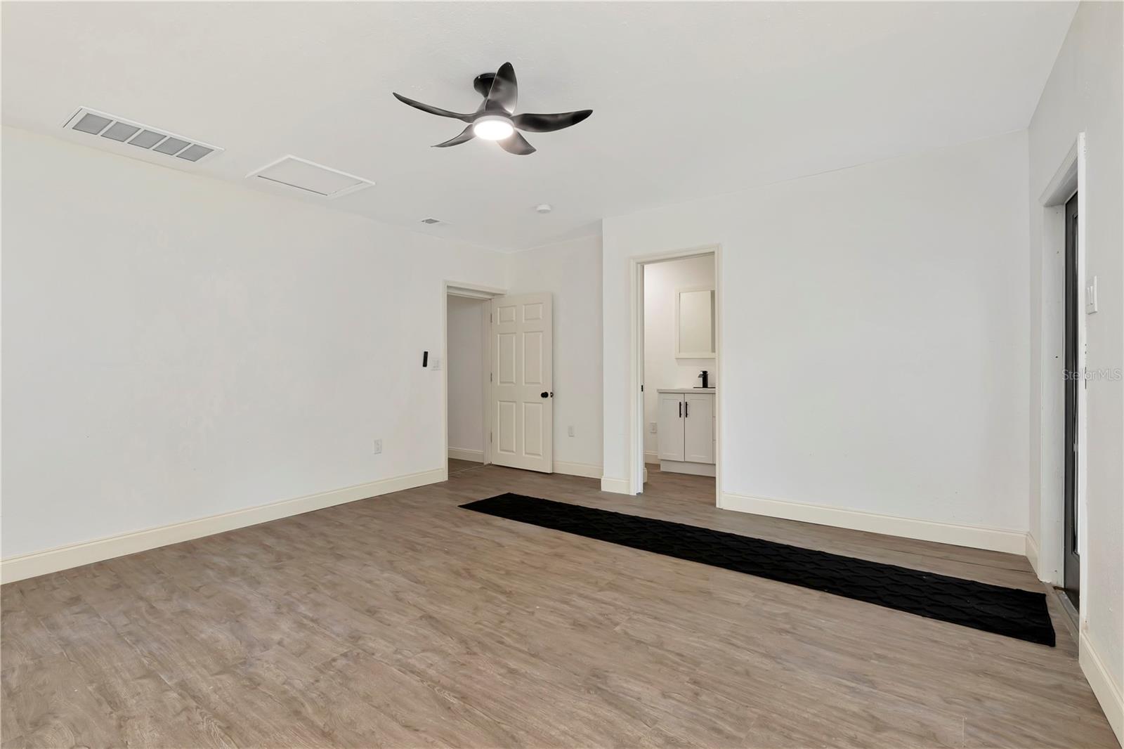 Image 25 of 43 For 2714 36th Avenue N