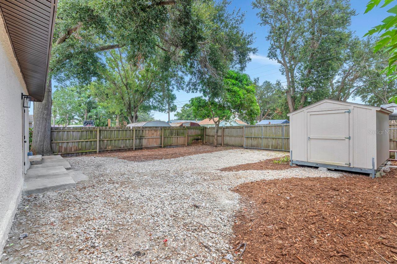 Image 30 of 43 For 2714 36th Avenue N