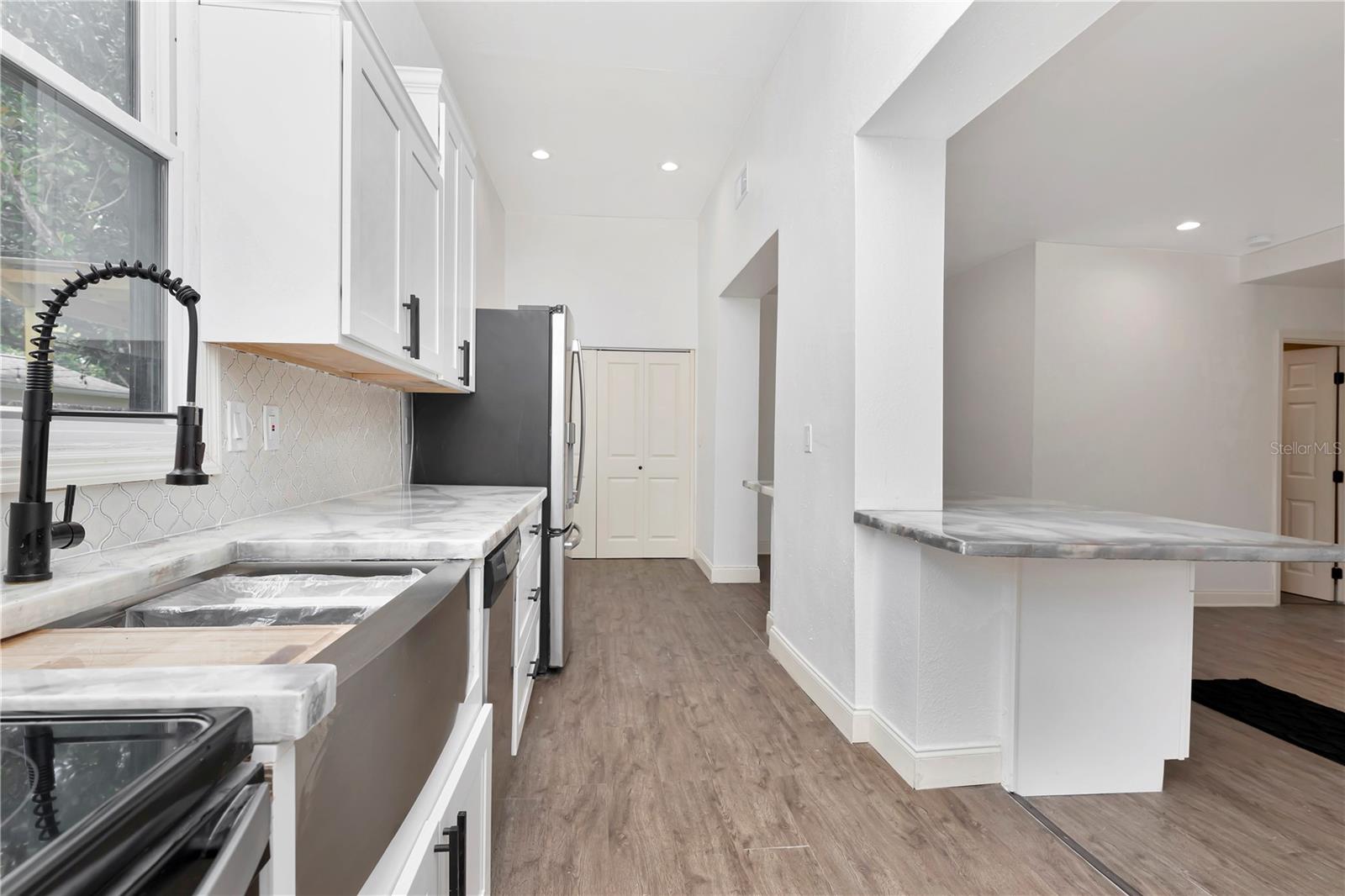 Image 8 of 43 For 2714 36th Avenue N